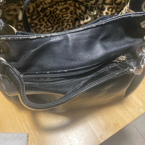 Black Carlo G over the shoulder purse - Picture 4 of 5